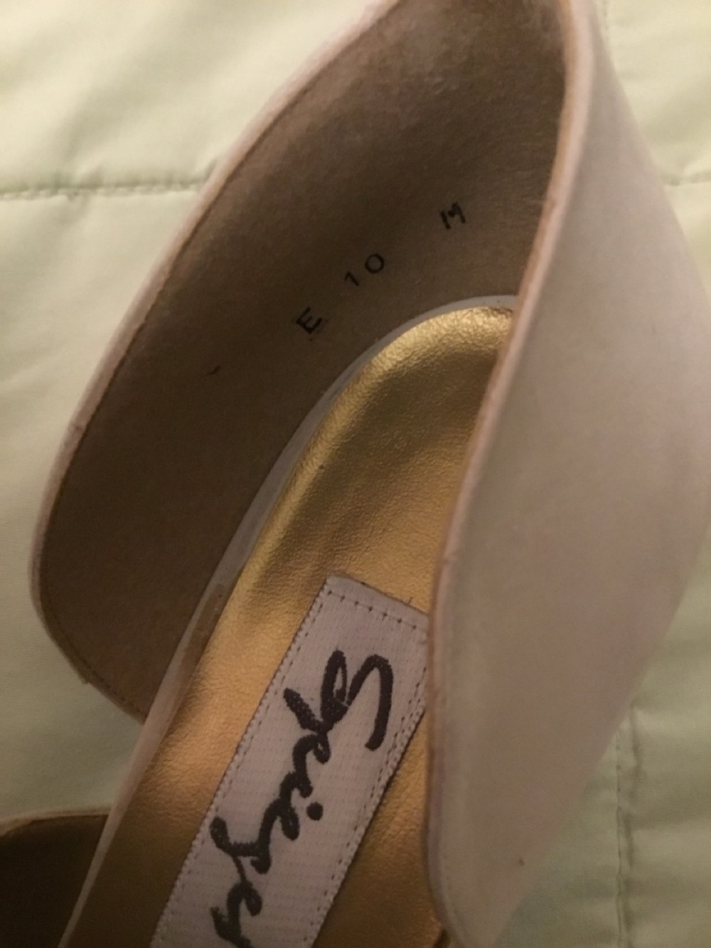 Spiegel Women’s Size 10 Cream Ivory Kitten Heels Cutout Bridal Prom Shoes - Picture 8 of 8